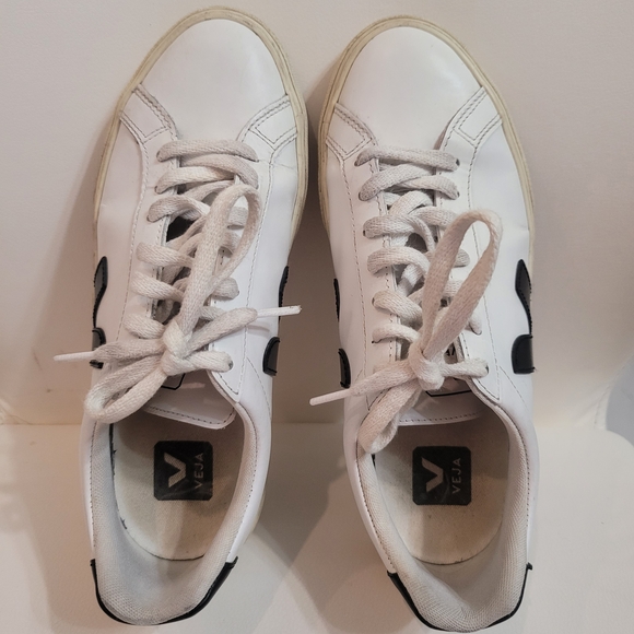 VEJA Esplar rubber-trimmed leather sneakers Size 38/7 - Picture 8 of 14